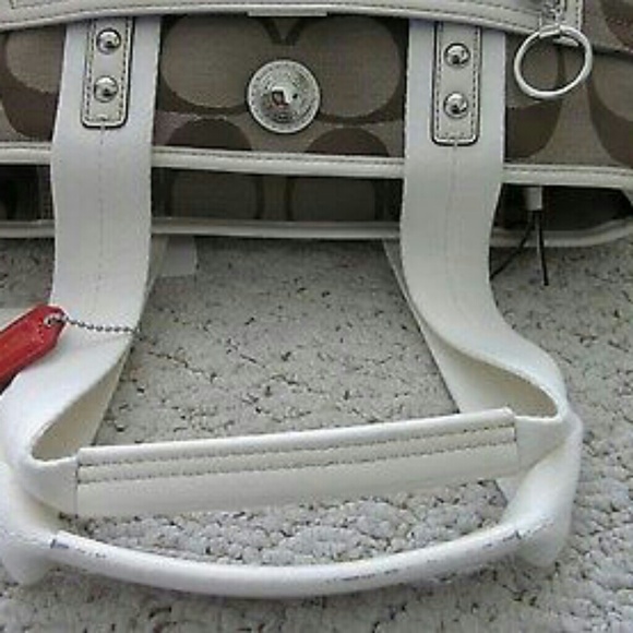 NWT Coach Daisy Signature Tote Purse Handbag Khaki - Picture 5 of 5